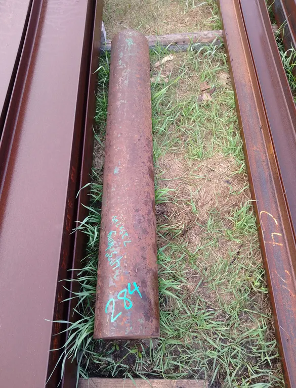 Solid steel round cylinder Structural Steel