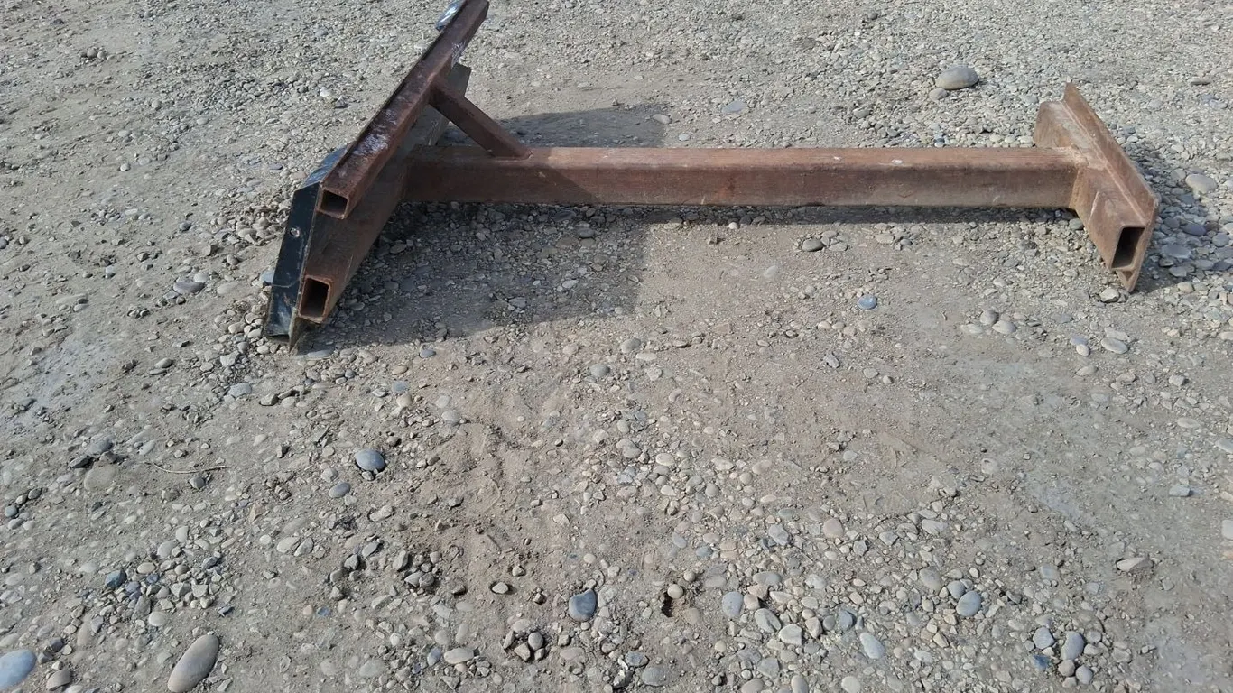 Skidsteer Pusher Attachment