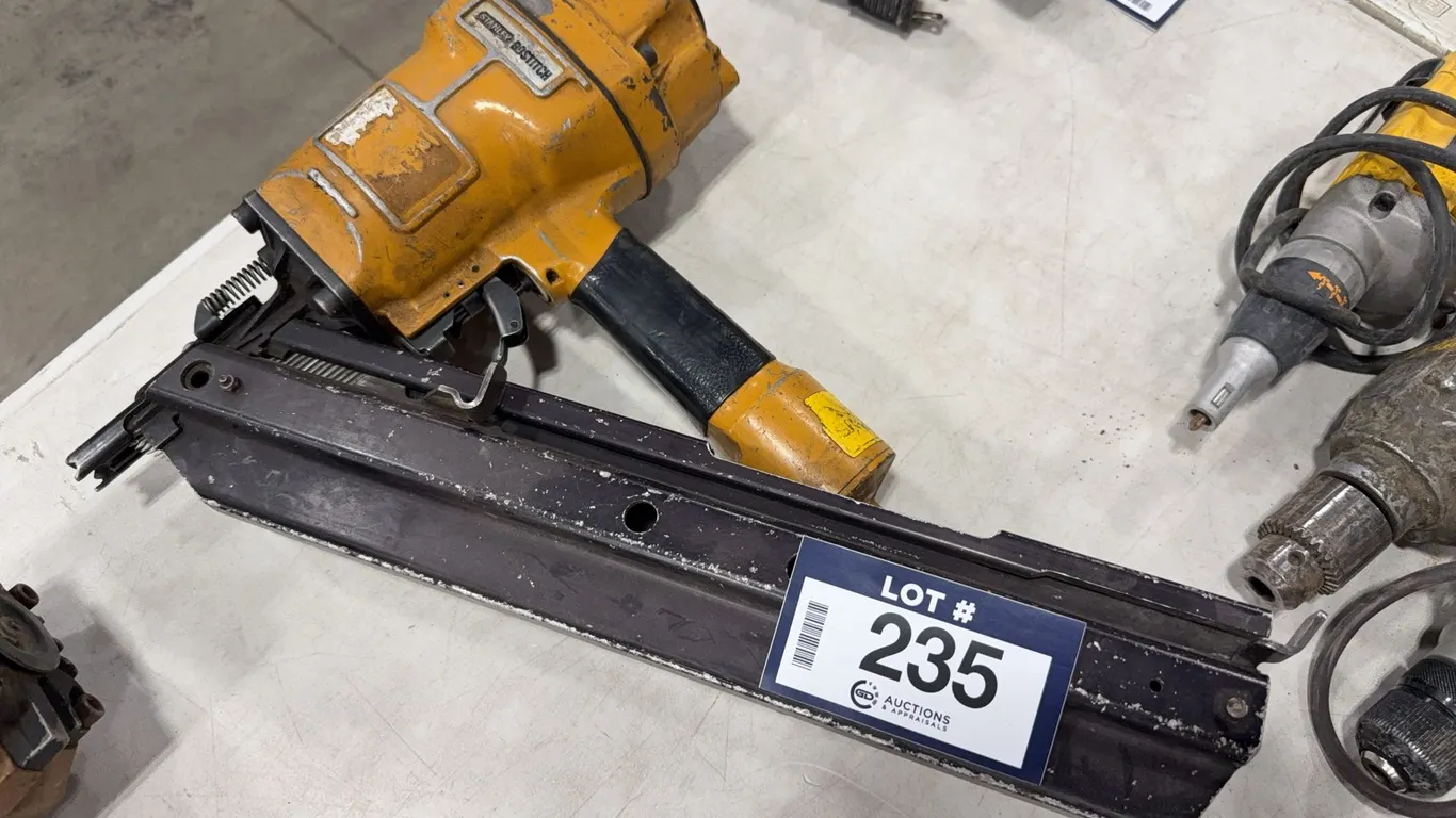 Stanley Bostitch Pneumatic Nail Gun