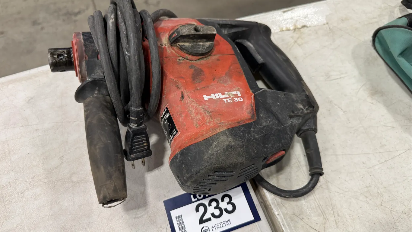 HILTI TE 30 Rotary Hammer