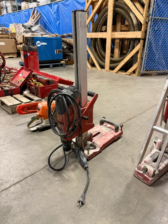 HILTI DD 100 Core Drill w/ HILTI DD-ST 160 CTL