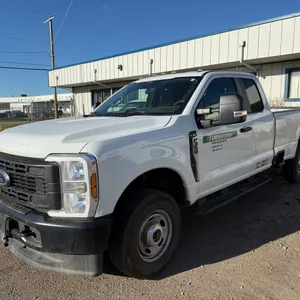 2024 2024 Ford F350 4X4 Crew Cab Pickup Truck, 39,971km Showing, VIN#: 1FT8X3BA5REF21530 FORD  F-350