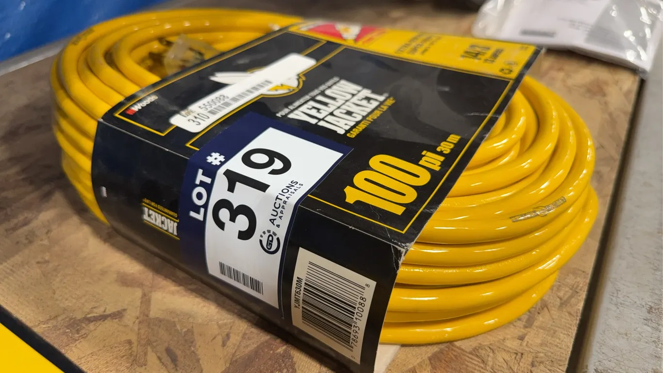 Yellow Jacket 100’ 14/3 Extension Cords w/ Lighted End