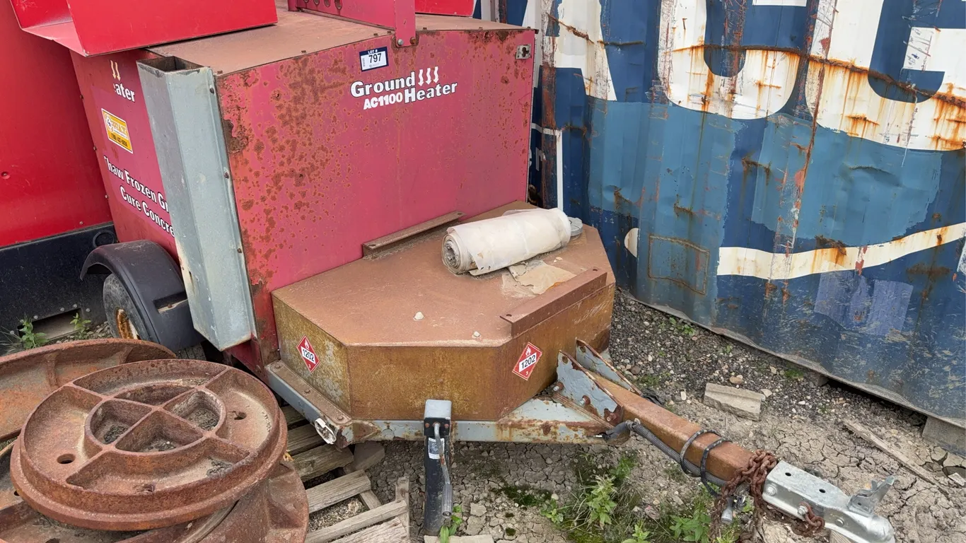 2002 S/A Ground Heater AC1100 Trailer Mounted Hydronic Surface Heater, VIN#: 1G9UP10182S201038 *Loca