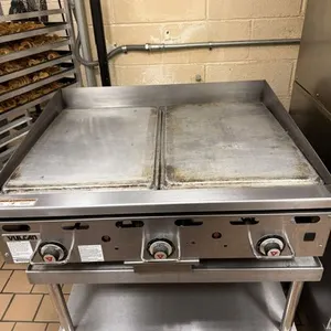 Vulcan Flatop Gas Grill