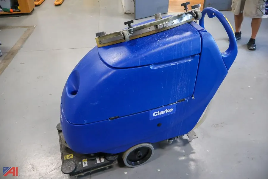 Clarke Focus II Boost L20 Wet Bat Walk-Behind Automatic Floor Scrubber