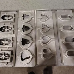 Cast Aluminum Cookie Die