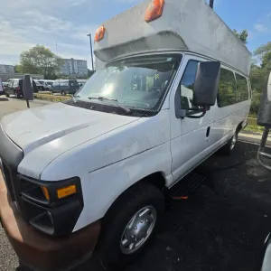2012 Ford E-350 Wheelchair Lift Van