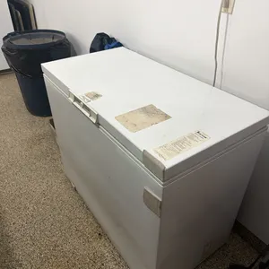 Amana Chest deep freeze, works excellent