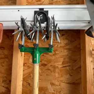 Weeder