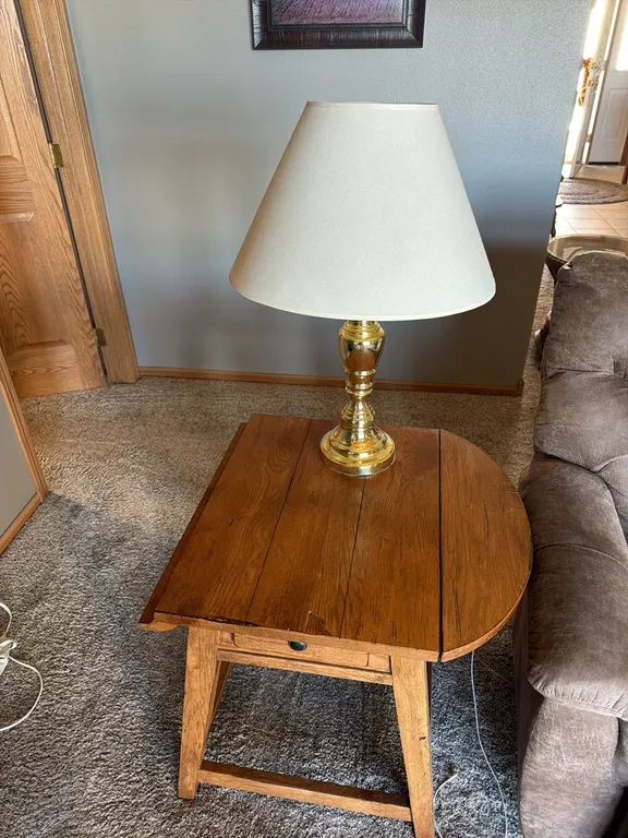 End table with lamp