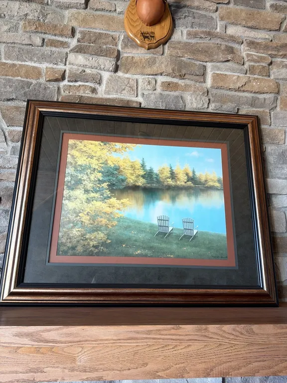 Large mantel picture, very elegant