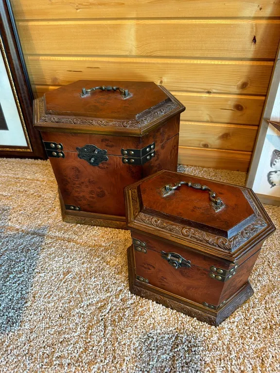 Two small matching chests