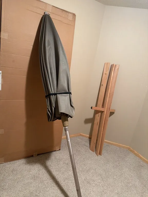 patio umbrella and stand