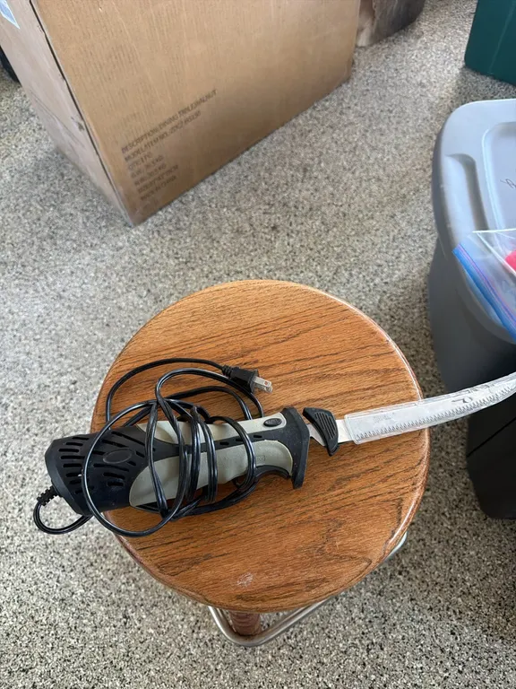Electric fillet knife