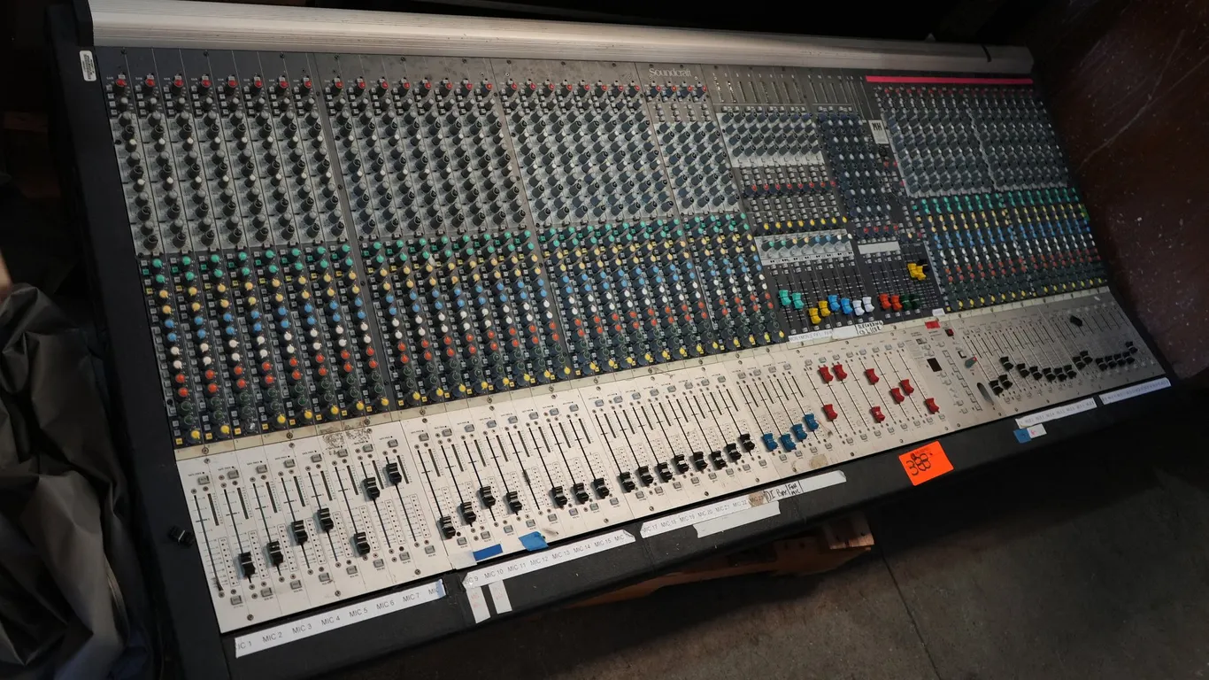 Soundcraft Mixer