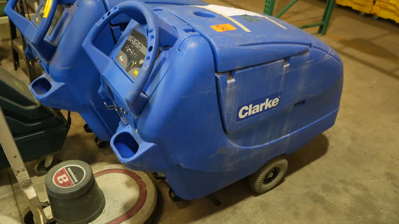 Clarke Floor Machine Focus II