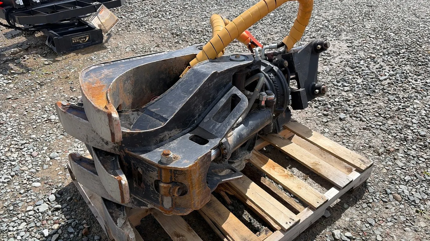 Rotobec Mini Excavator Grapple Attachment