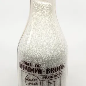 TRPQ QUART MILK BOTTLE MEADOW BNROOK PRODUCTS GREEN RIVER WYOMING (COW, FARM SCENE)