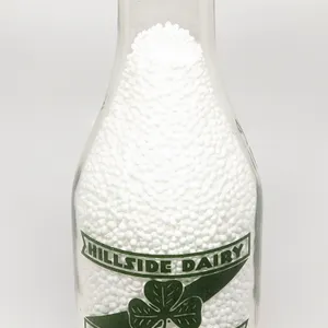 TRPQ QUART MILK BOTTLE HILLSIDE DAIRY CRIVITZ WISCONSIN (FARM SCENE)