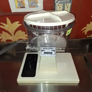 Mister Dispensit Onion Cutter