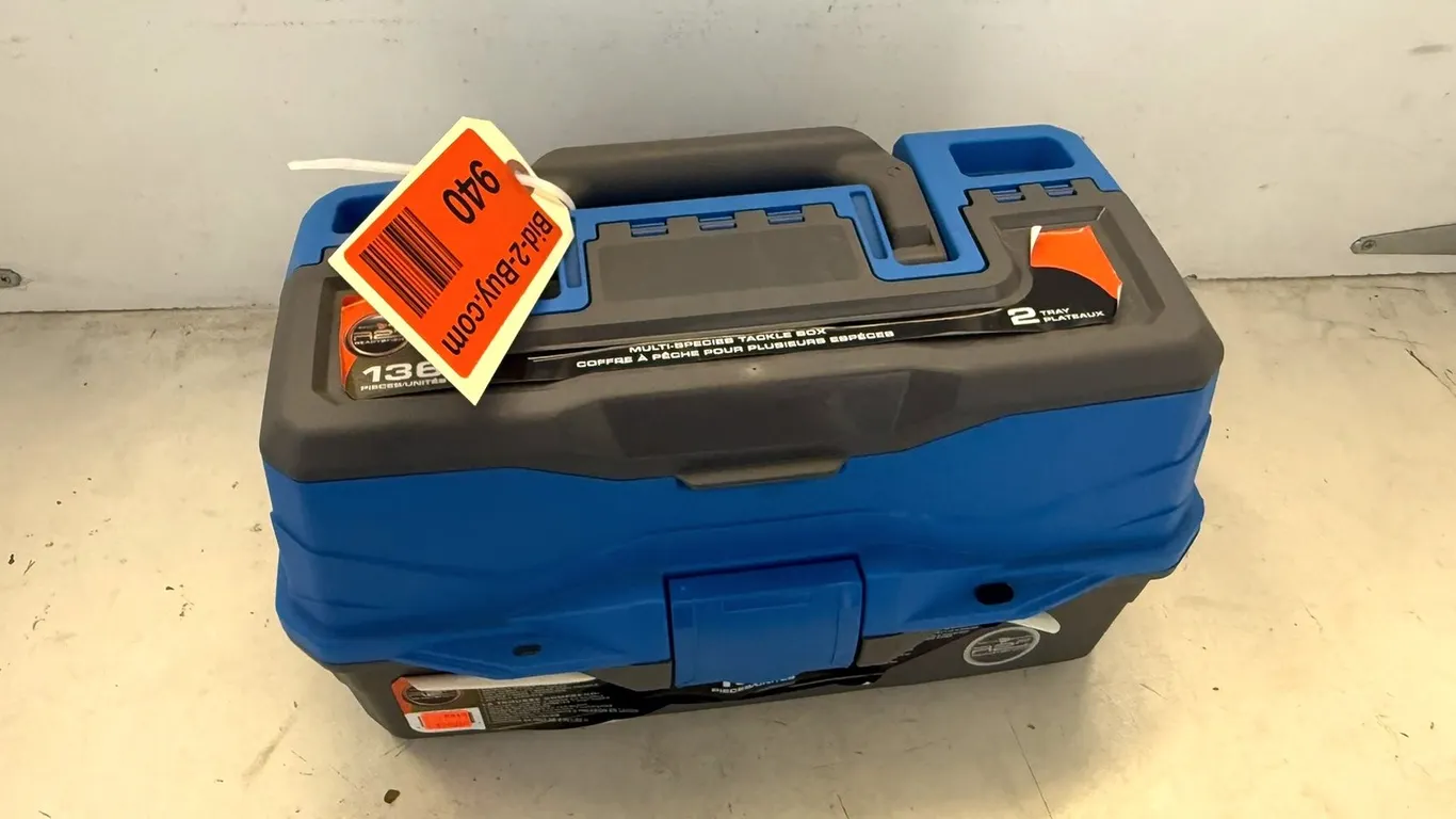 Self Bend Reddy Fish Tackle Box Kit- New