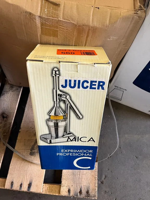 MICA Professional Juicer