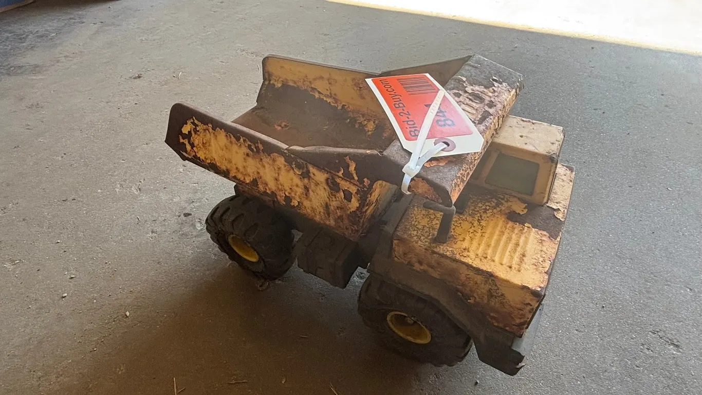 Vintage Tonka Dump Truck