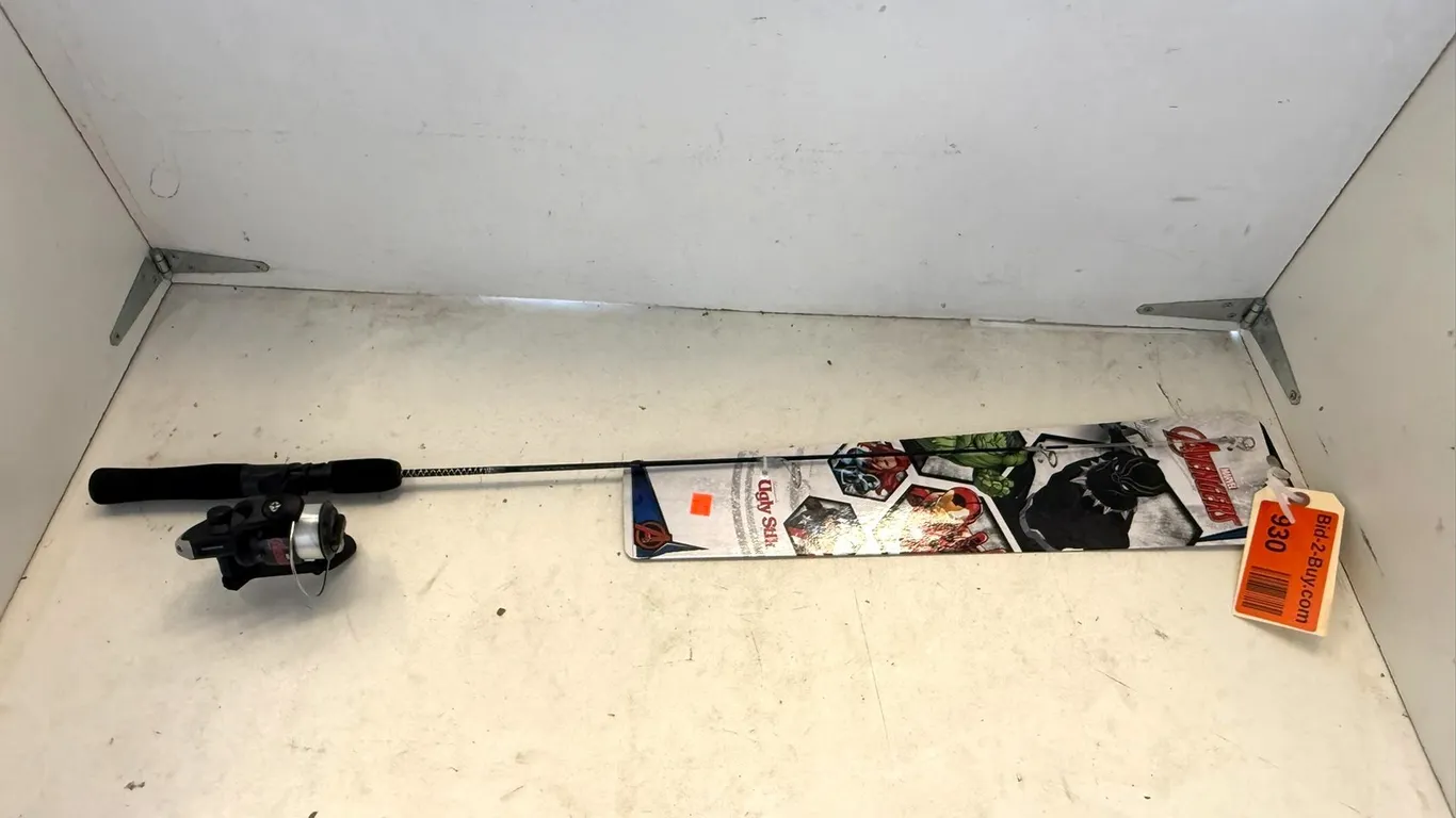 Ugly Stick Avengers Theme Fishing Pole
