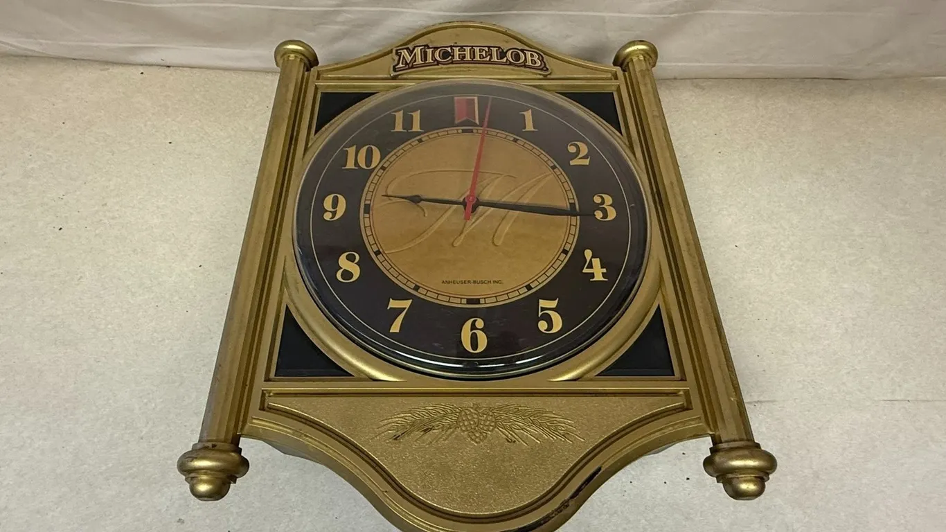 Michelob Clock and Sign