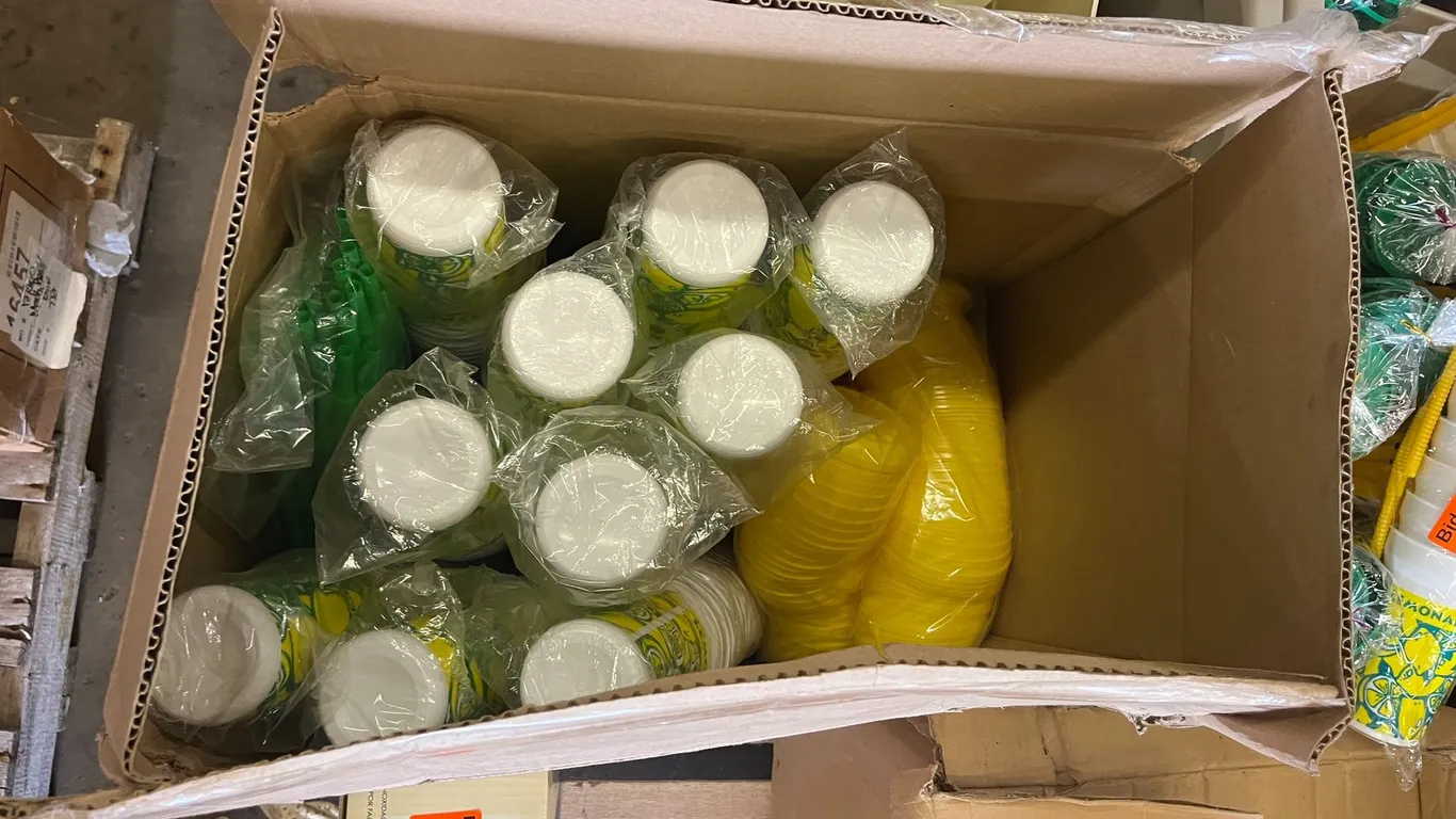 32 oz Cup with Lid and Straw for Lemonade 170 Count