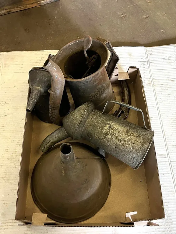 Huffman Oil Funnels