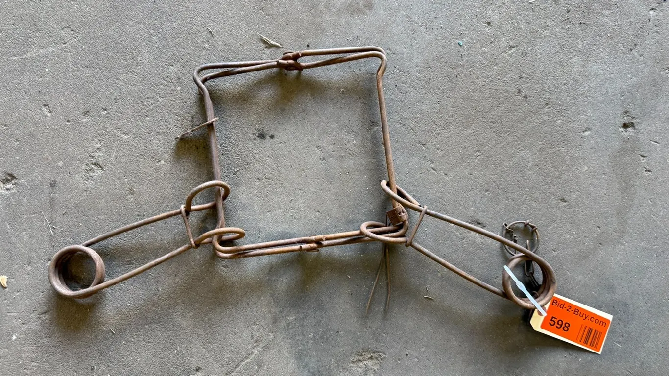 Vintage Coni Bear Trap