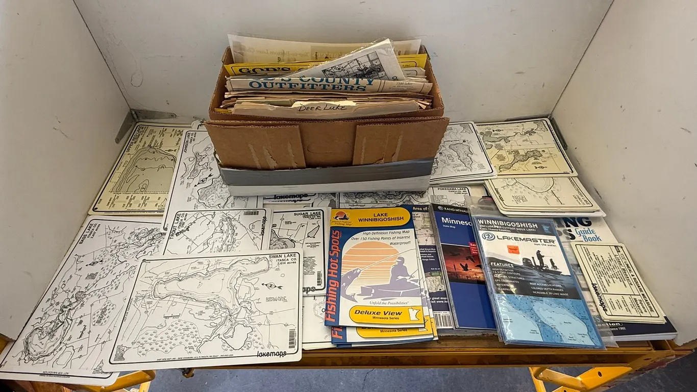 Fishing Guide Books and Maps