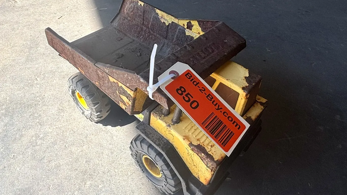 Vintage Tonka Dump Truck