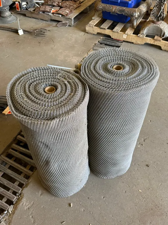 (2) Rolls of 304 Stainless Mesh