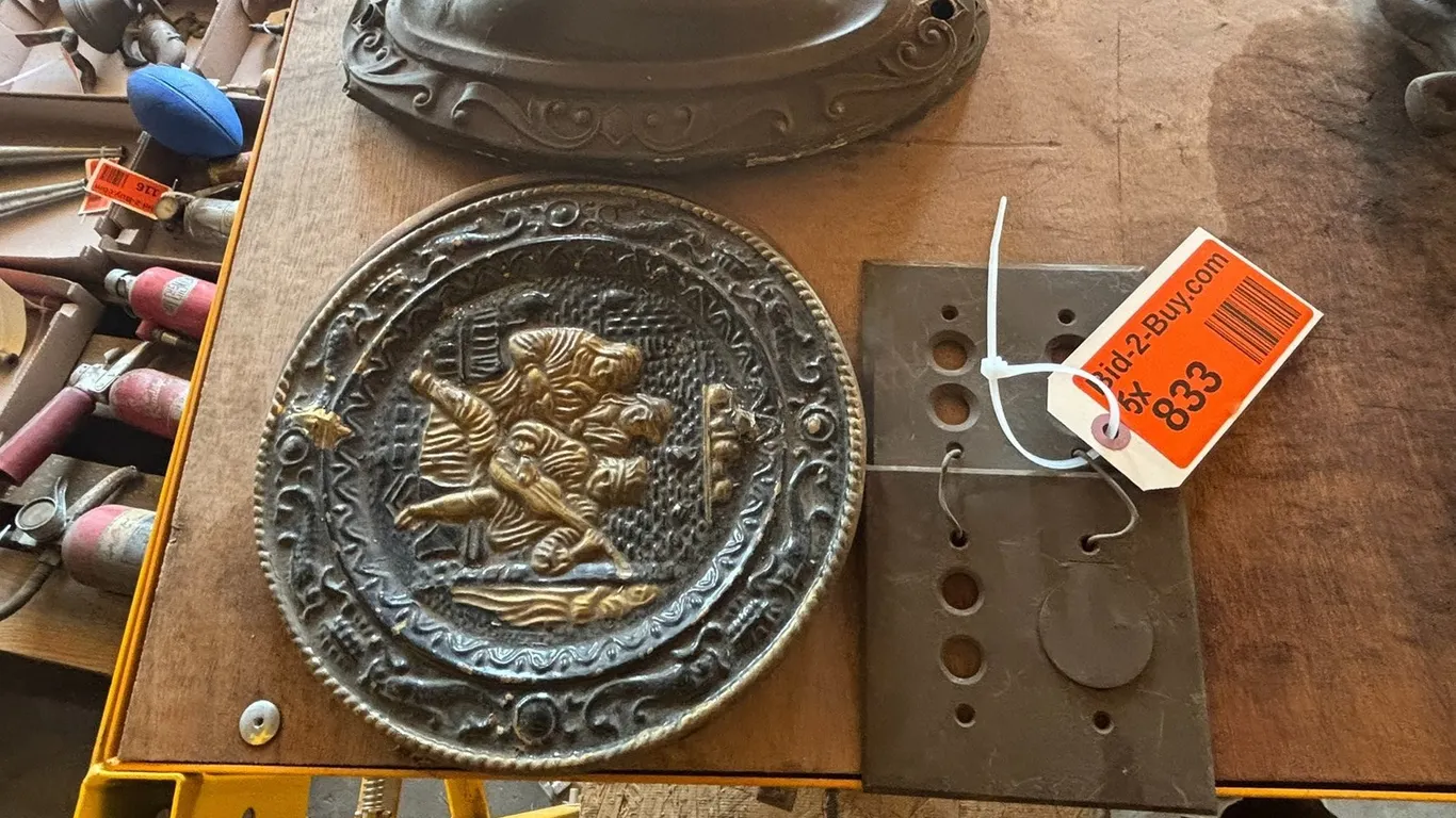 Brass Decorative Door Handle Plates and Hinges