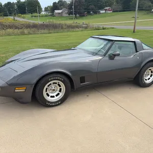 1981 Corvette 1 T top, diameter doesn't work 350 V8