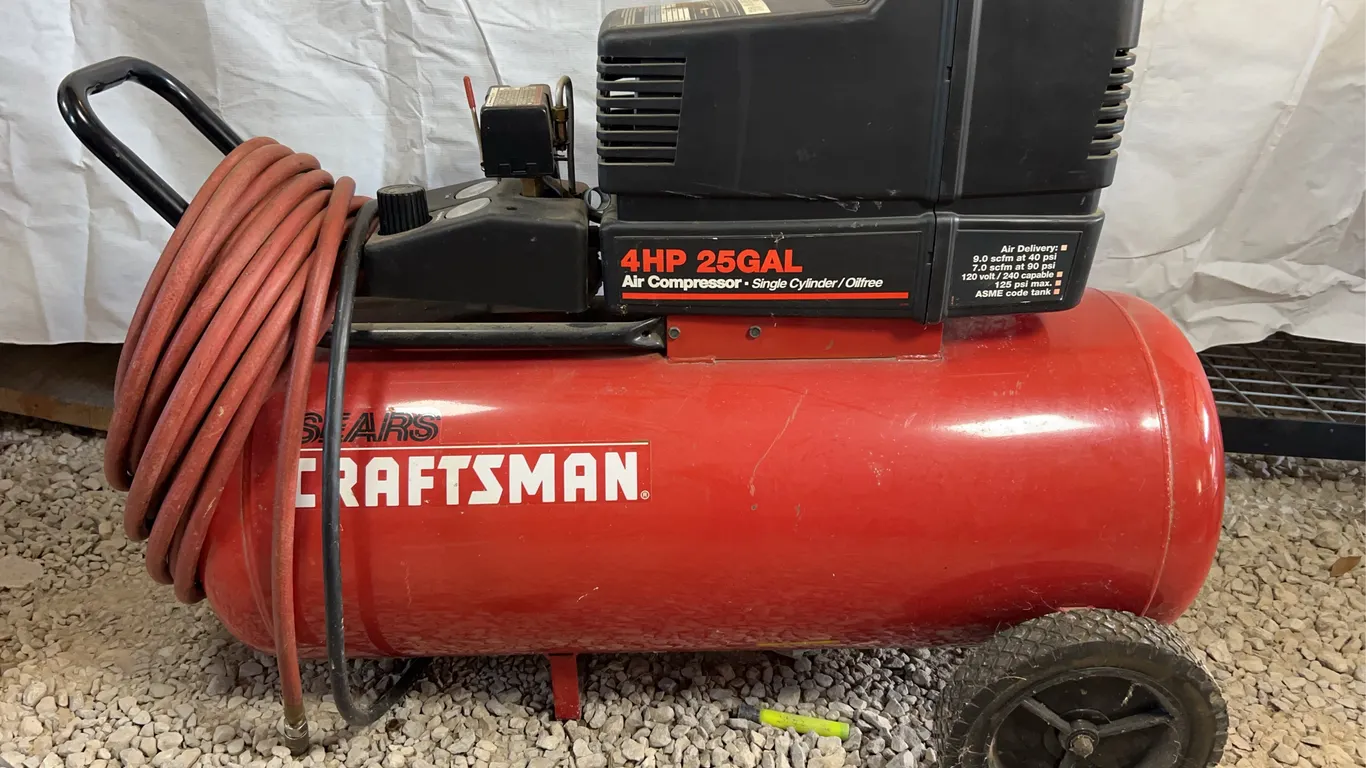 Sears Craftsman 25 Gallon Air Compressor
