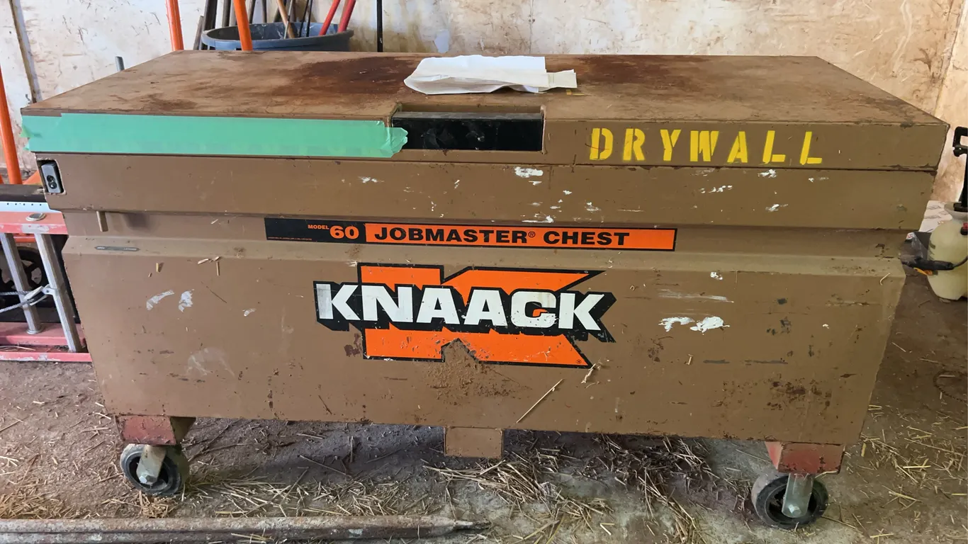 Knaack Job Site Gang Box