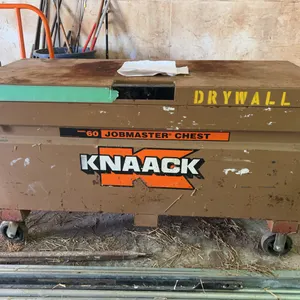 Knaack Job Site Gang Box