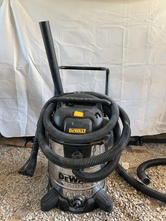 Dewalt 16 Gallon Steel Shop-Vac
