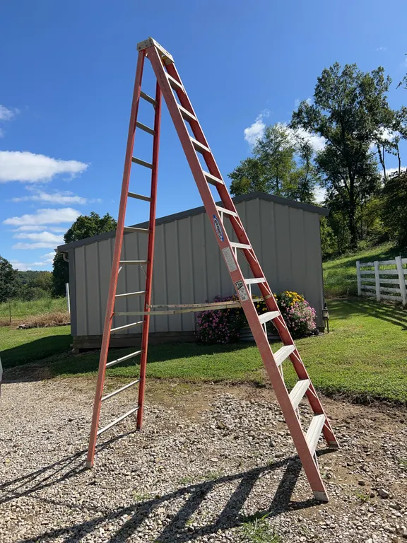 Werner 12' Fiberglass Ladder