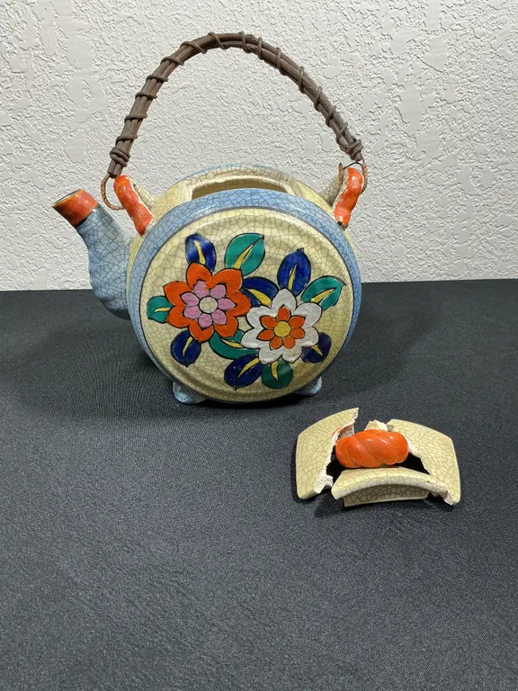 Vintage Mexico Pottery Floral Teapot – 1920s – Crackle Glaze – Broken Lid
