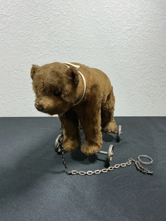 Vintage Steiff Mohair Bear on Wheels Pull Toy – Appears 1935–1943 – Button in Ear