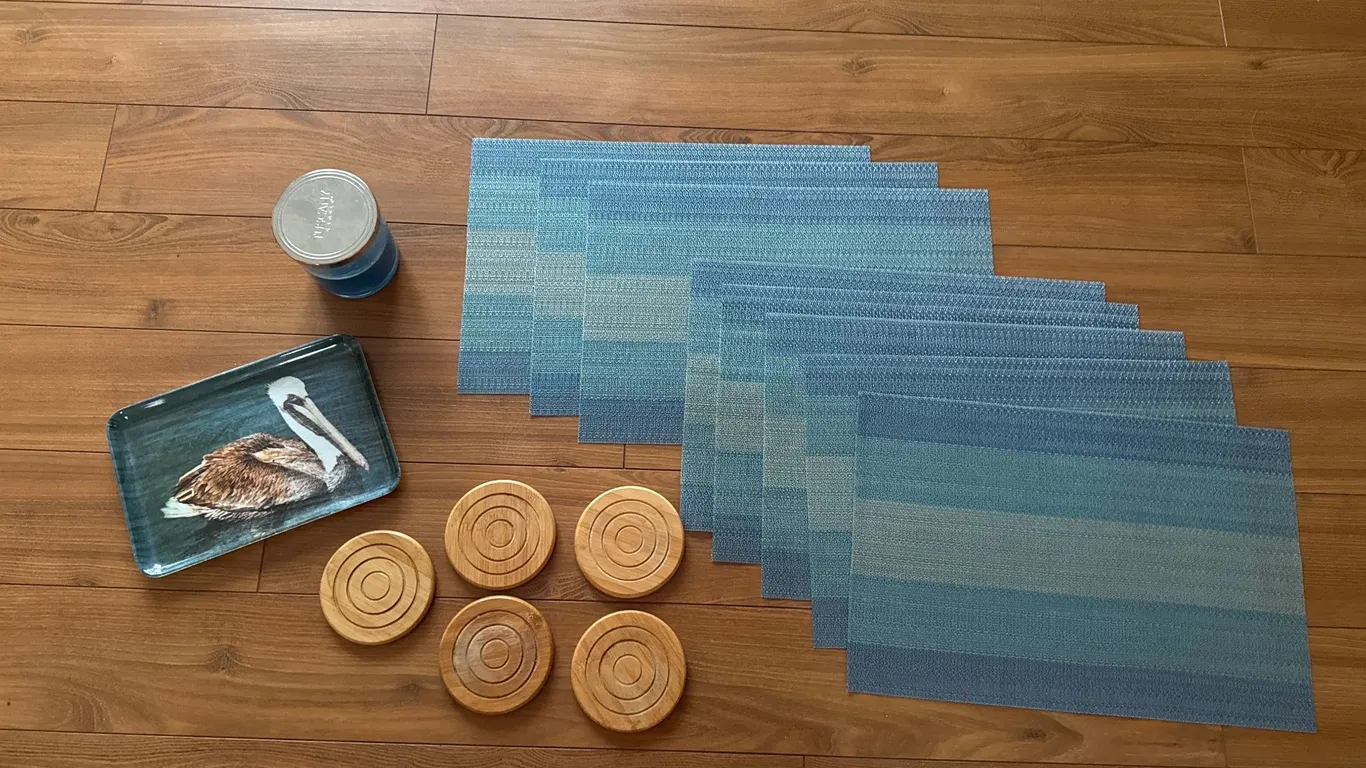 Placemats & Dining Accessories Lot