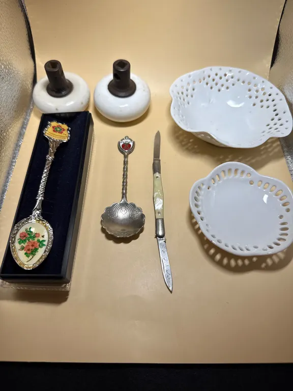 Assorted Collectibles Lot – Souvenir Spoons, Pocket Knife, Porcelain & Door Knobs