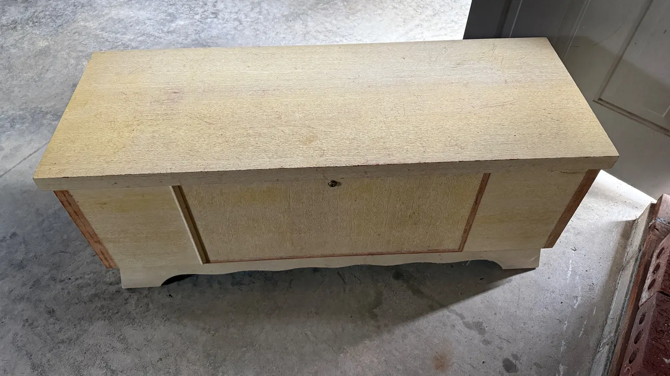 Lane Cedar Hope Chest / Blanket Chest