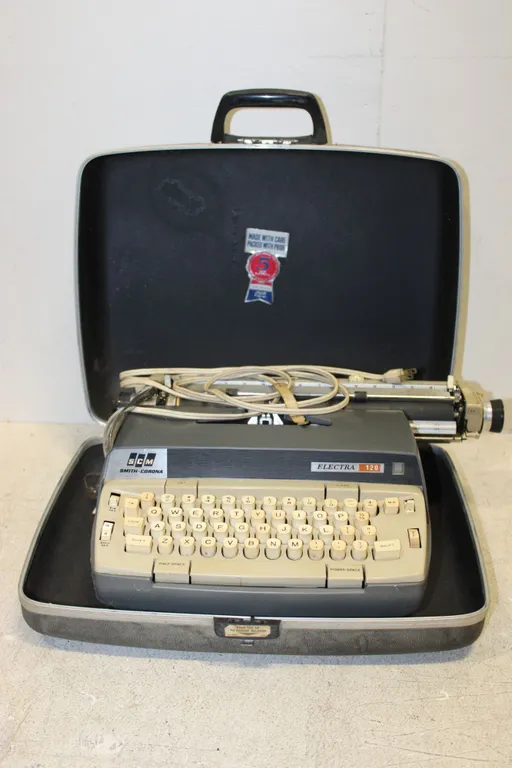 Smith-Corona Electra 120