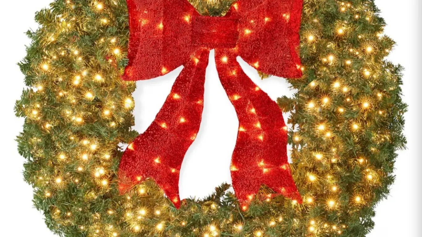 36in Large Artificial Pre-Lit Fir Christmas Wreath Holiday Accent Decoration for Door, Mantel w/Red